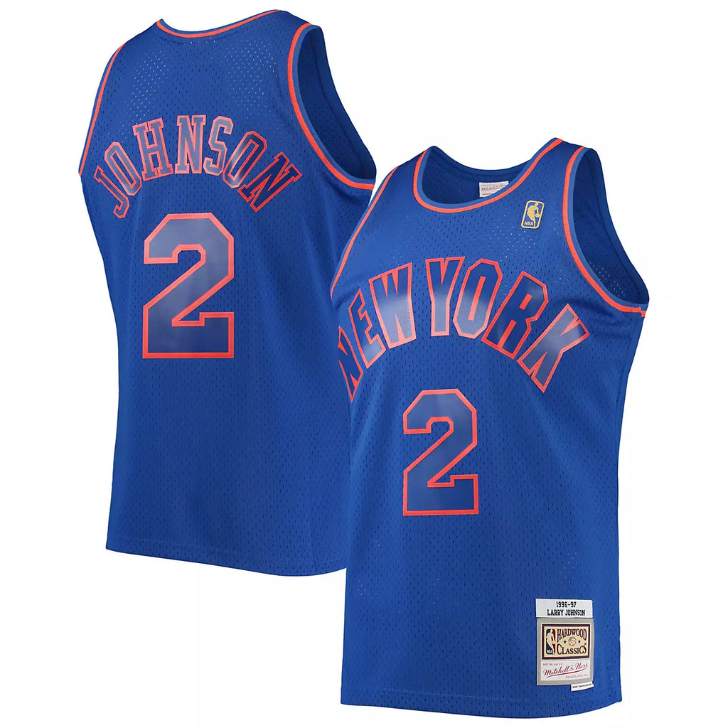 MENS MITCHELL & NESS SWINGMAN JERSEY KNICKS 1996 LARRY JOHNSON