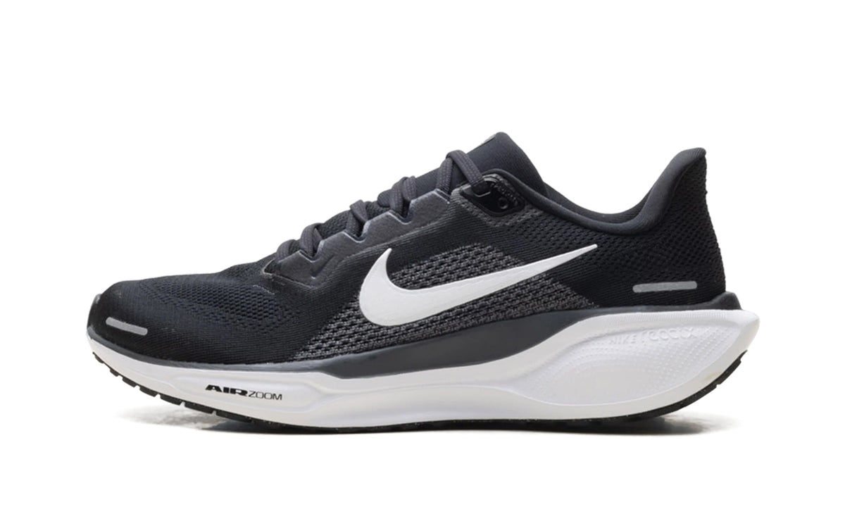 FD2723-002 Stadium Goods studio 1