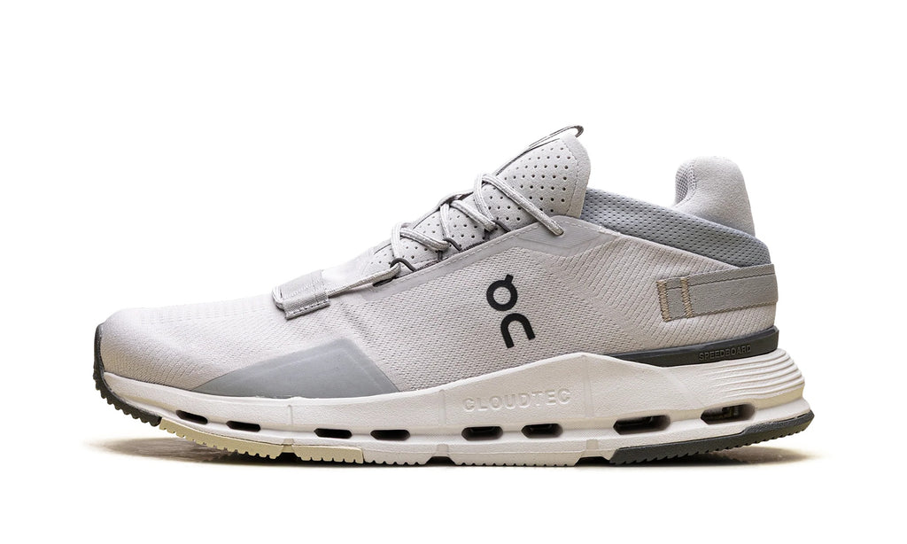 3ME30212202 Stadium Goods studio 1