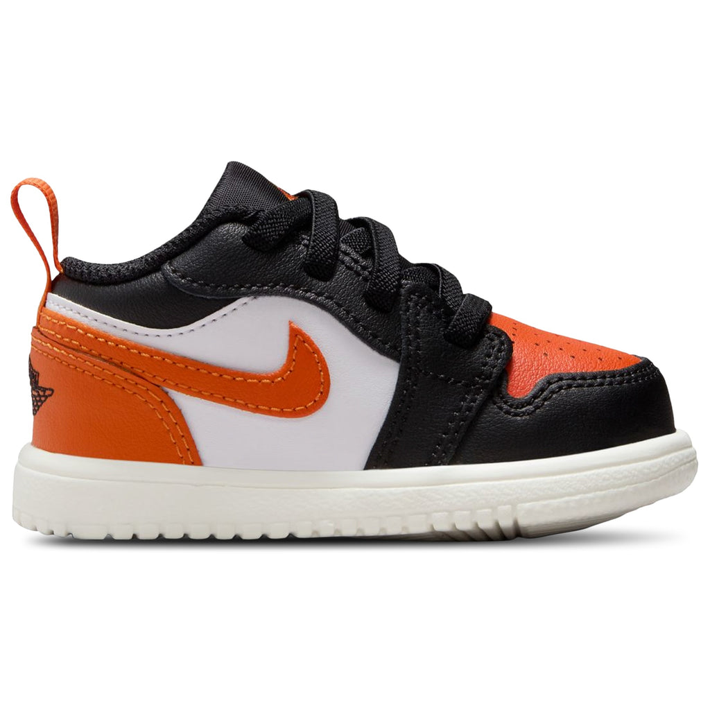 DR9747-081 Foot Locker 1