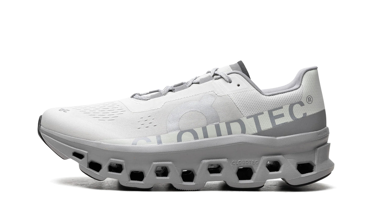 61.97788 Stadium Goods studio 1