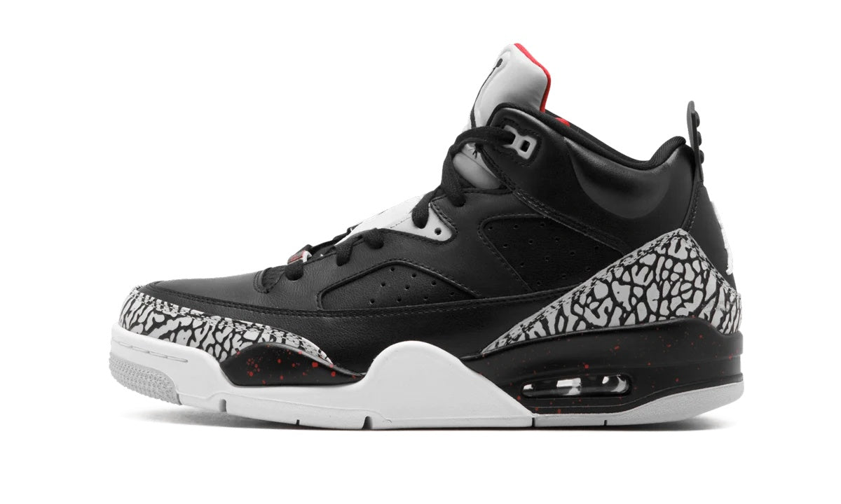 580603-002 Stadium Goods studio 1