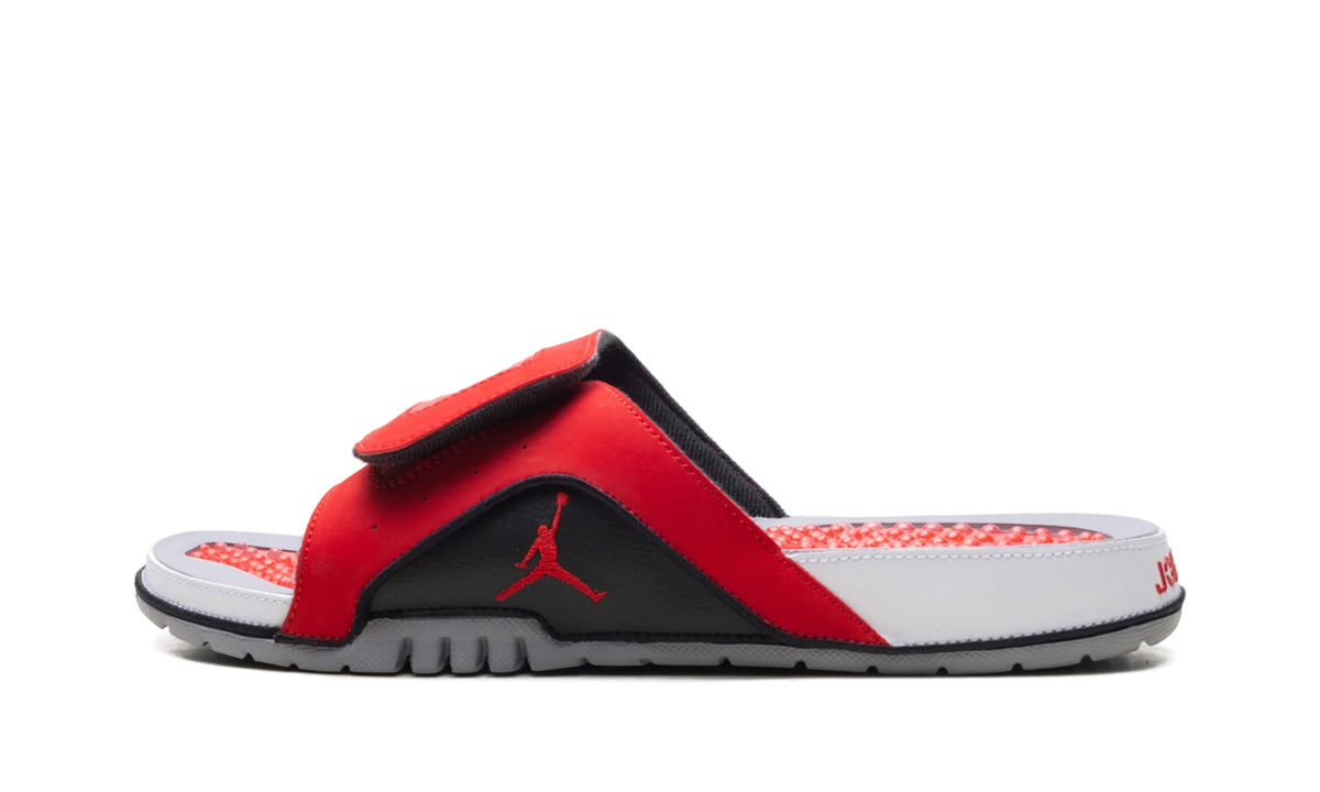 532225-600 Stadium Goods studio 1