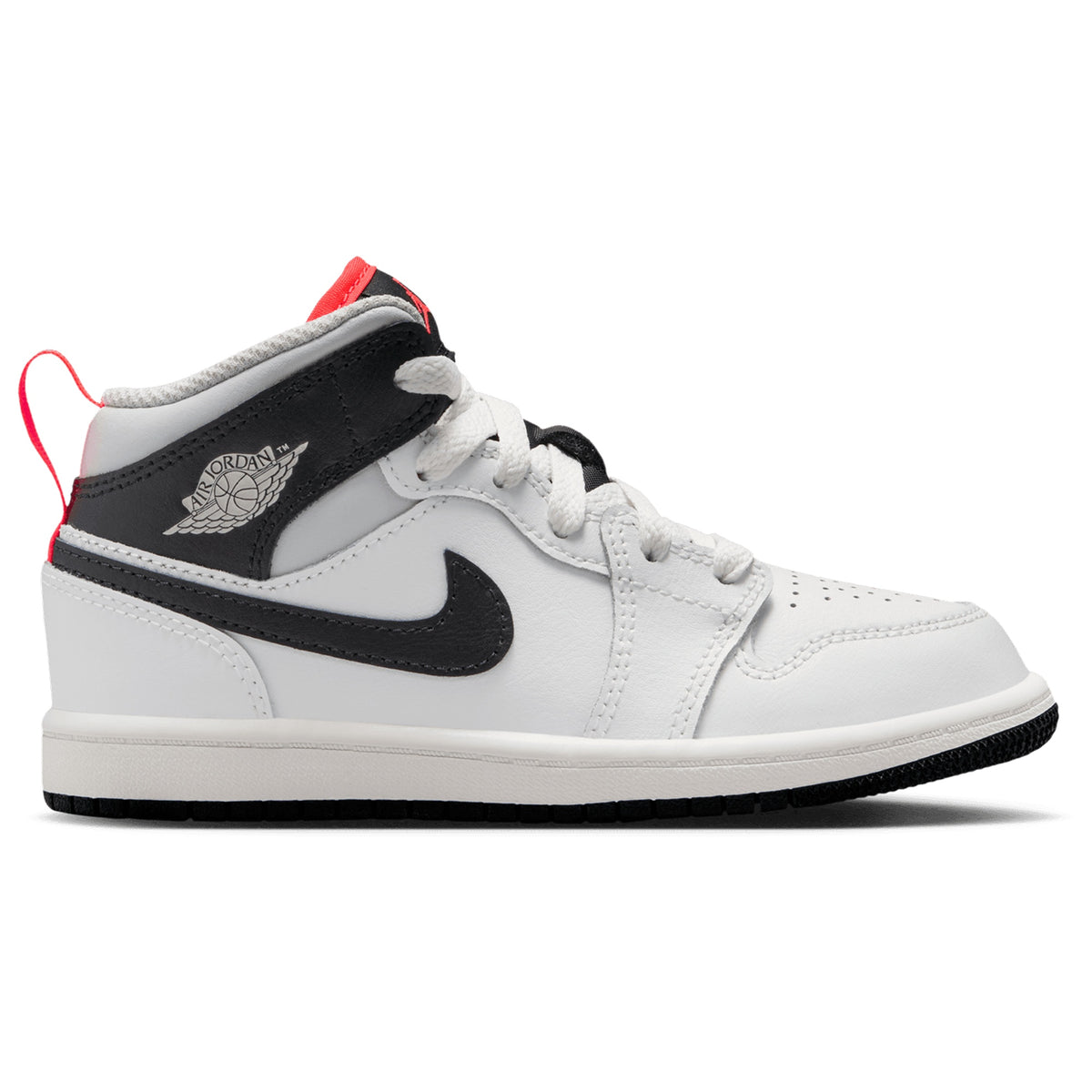 DQ8424-109 Foot Locker 1