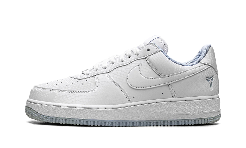 IB0018-103 Stadium Goods studio 1