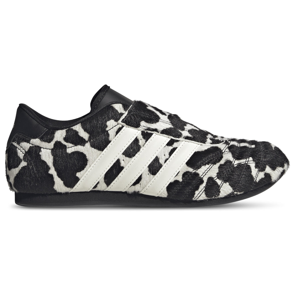 KK2705 FootLocker 1