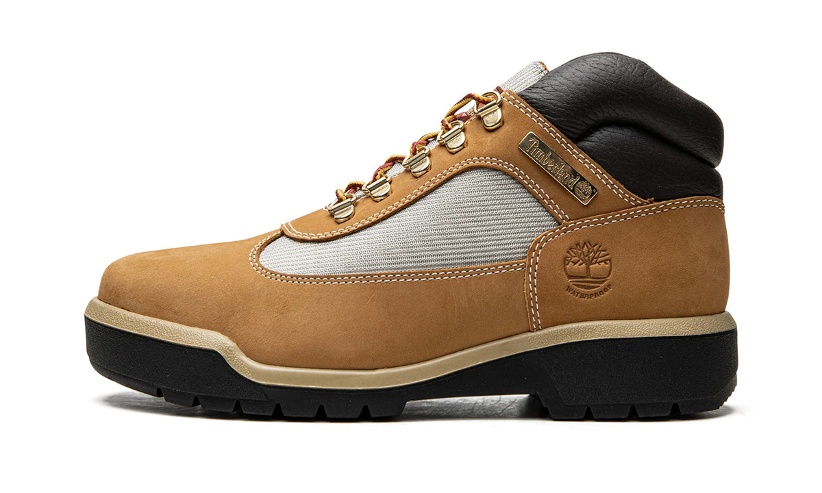 TB0A18RI231 Stadium Goods studio 1
