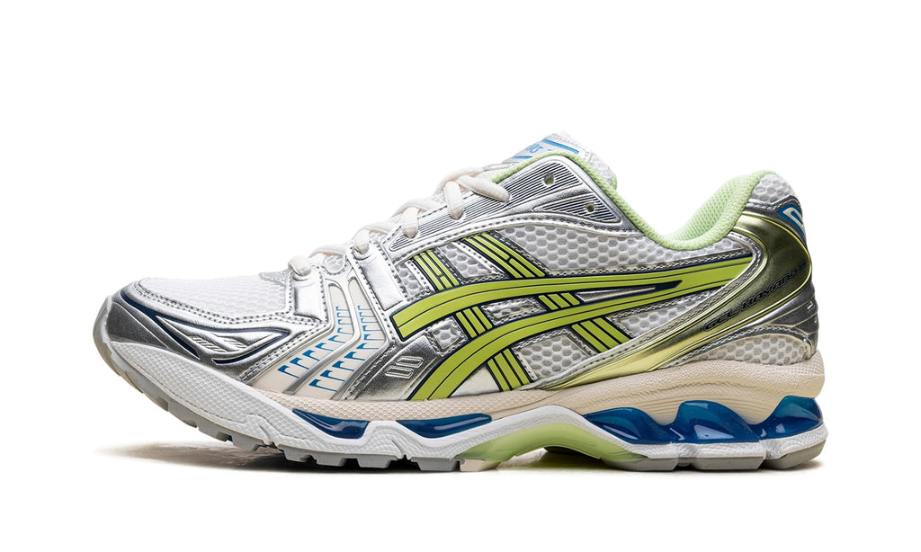 1203A537-108 Stadium Goods studio 1