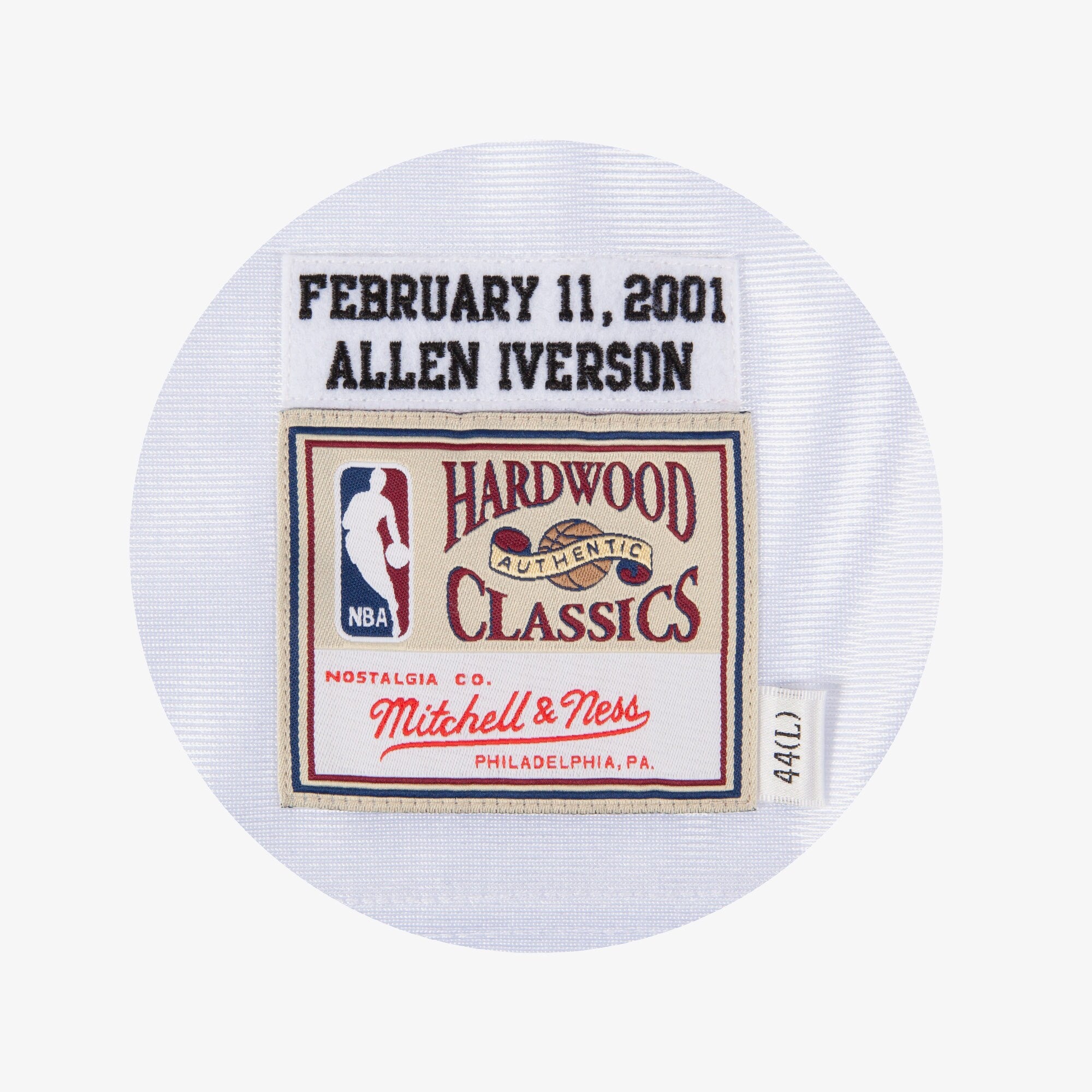 Mens Mitchell & Ness NBA AUTHENTIC JERSEY 76ERS 2001 ALLEN IVERSON