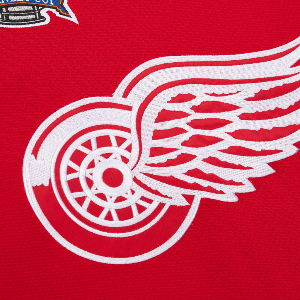 Mens Mitchell & Ness NHL DARK JERSEY RED WINGS 2001 CHRIS CHELIOS
