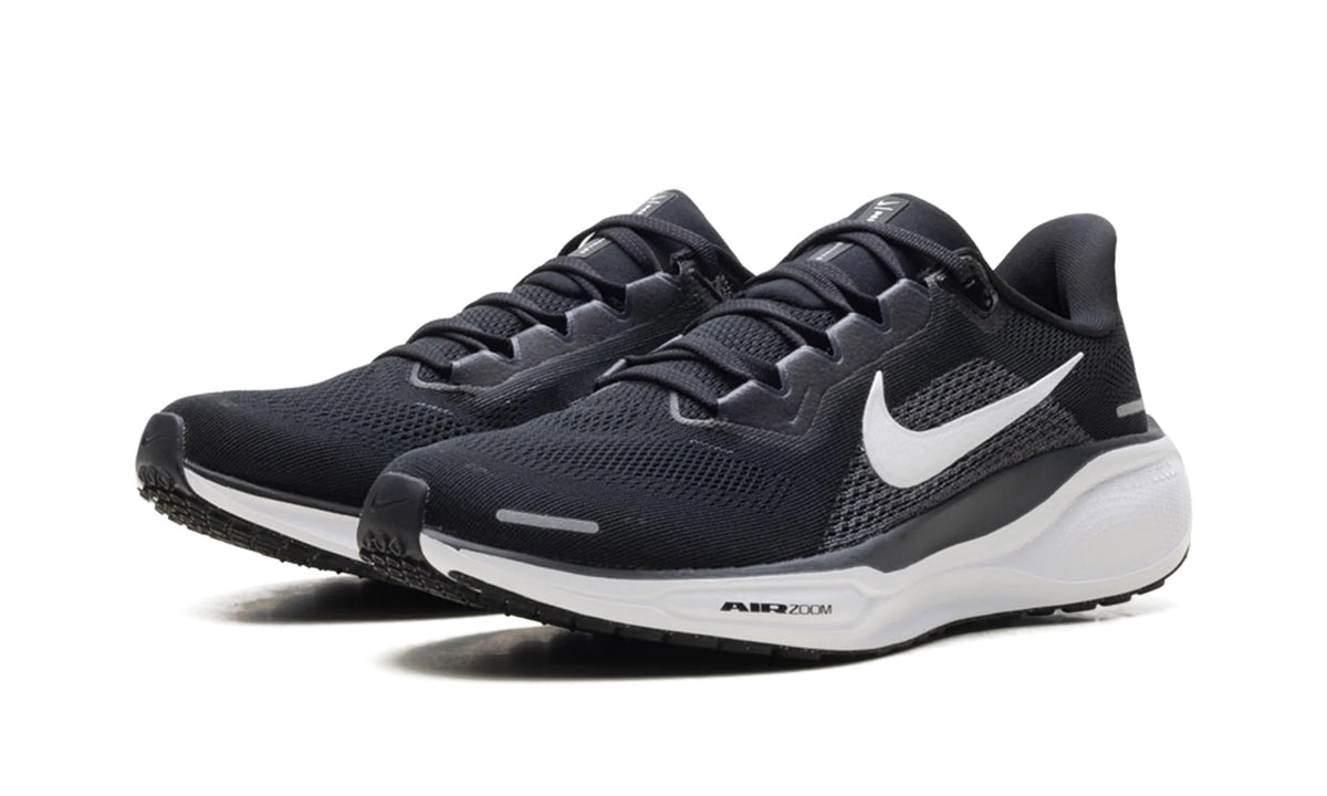 FD2723-002 Stadium Goods studio 2