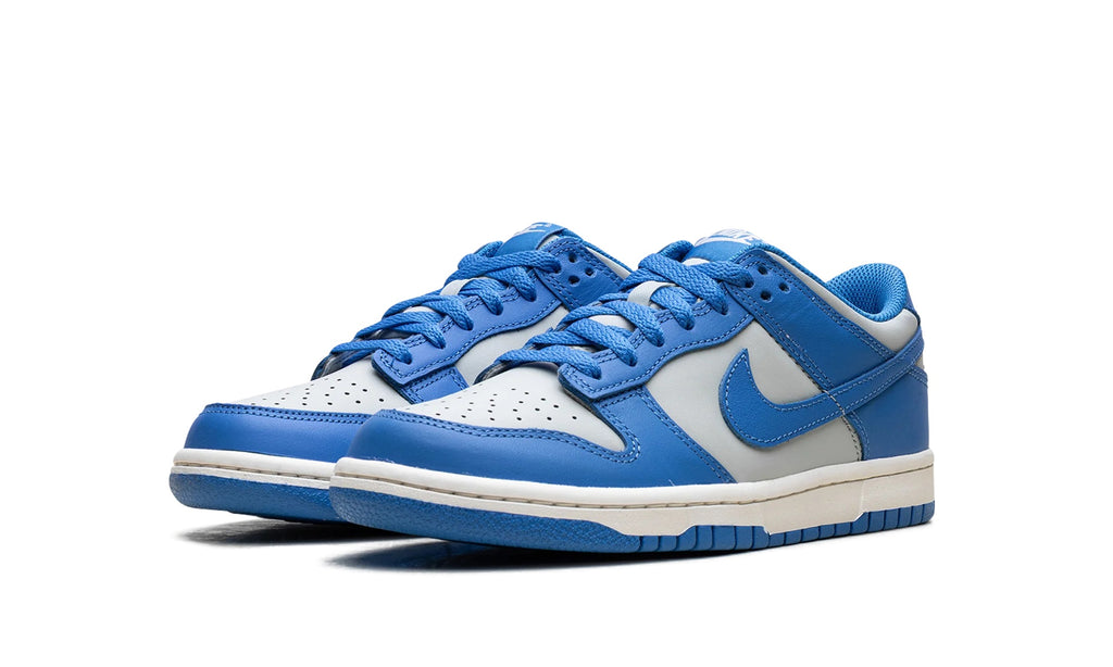 FB9109-004 Stadium Goods studio 2