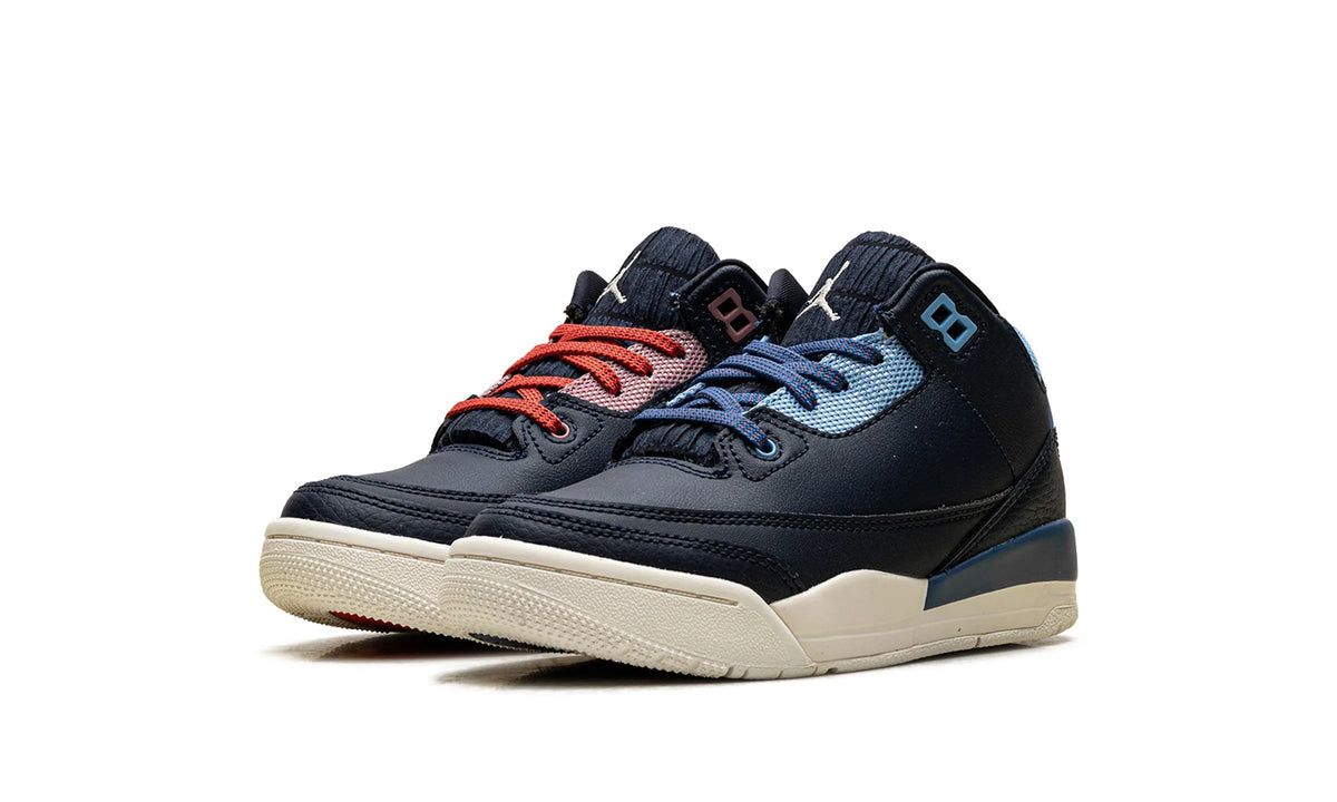 HQ0783-400 Stadium Goods studio 2