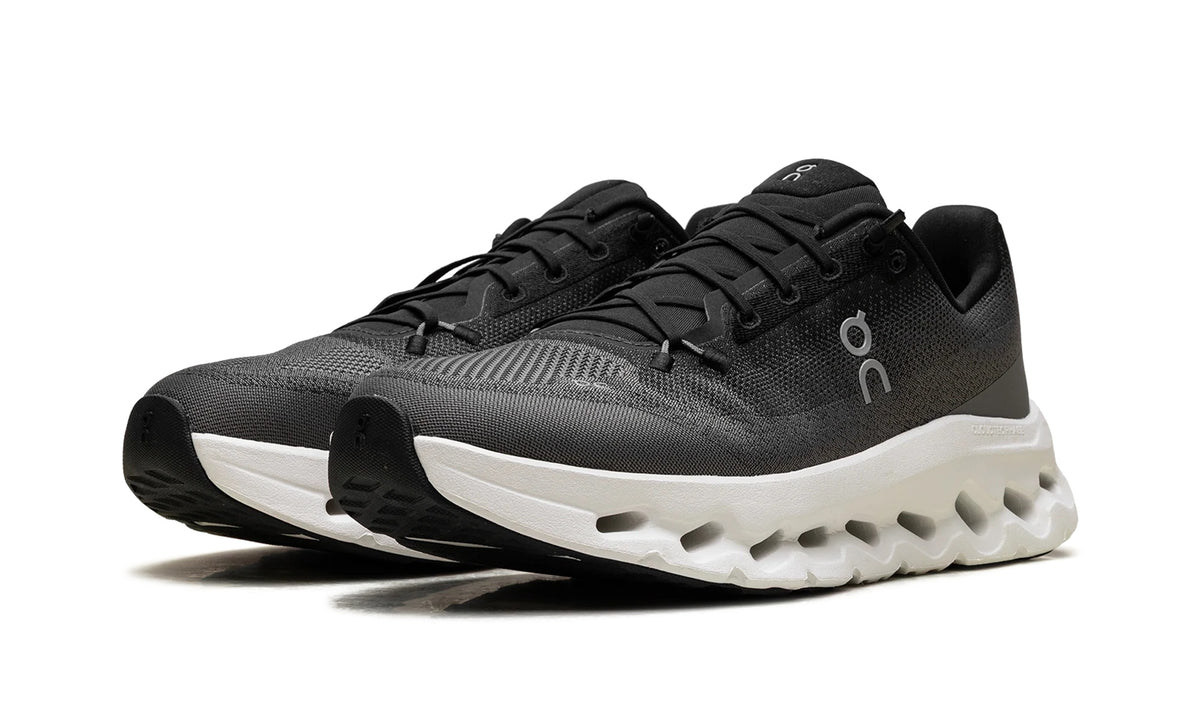 3ME10100397 Stadium Goods studio 2