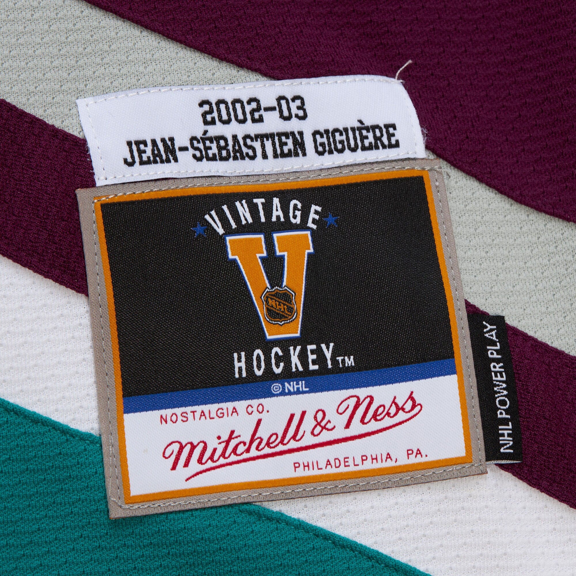 Mens Mitchell & Ness NHL DARK JERSEY DUCKS 2002 J-S GIGUERE