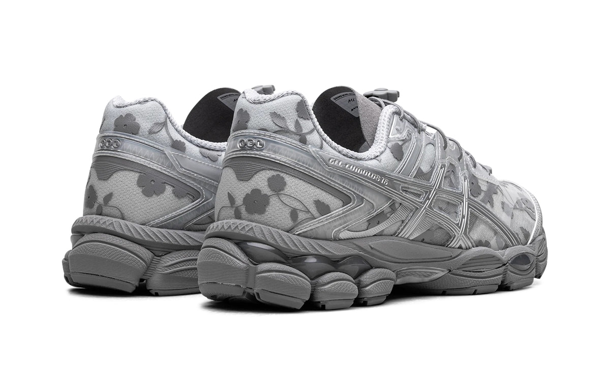 1203A762-020 Stadium Goods studio 3