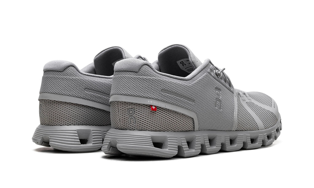 59.98025 Stadium Goods studio 3