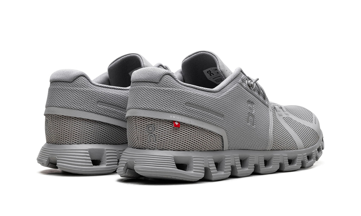 59.98025 Stadium Goods studio 3