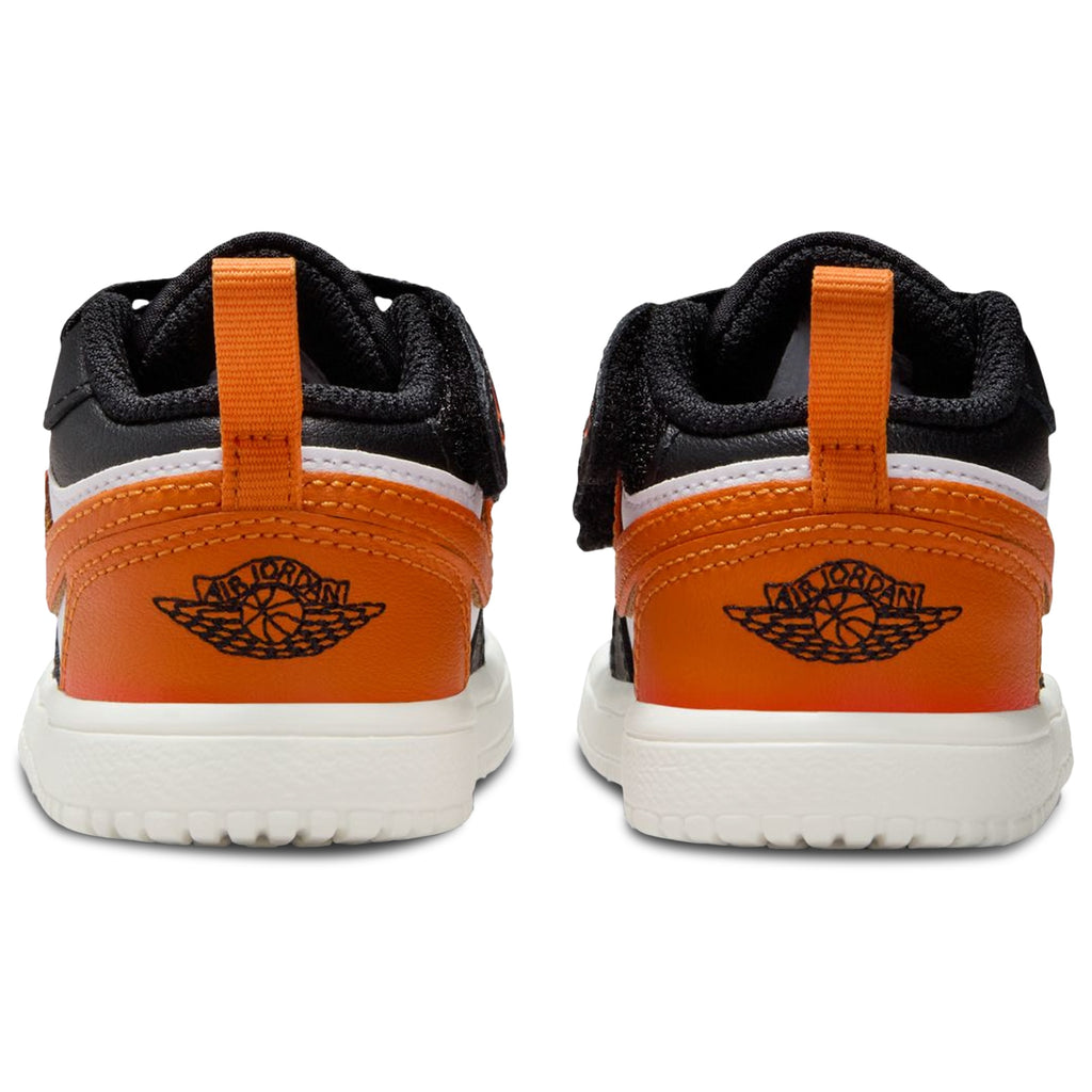 DR9747-081 Foot Locker 3