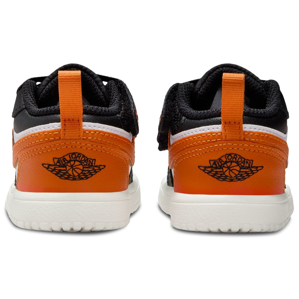 DR9747-081 Foot Locker 3