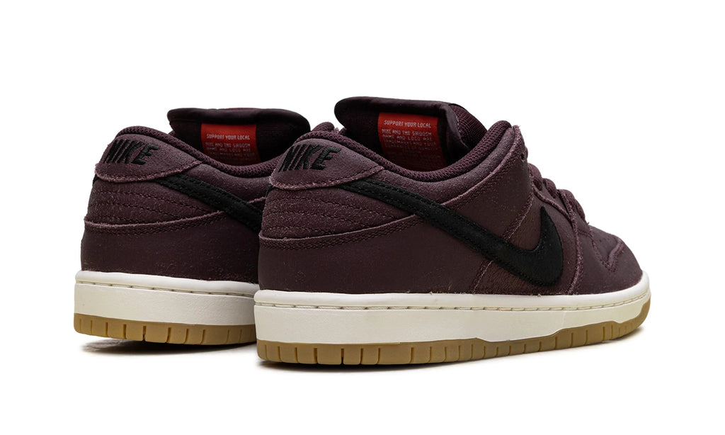 IO2304-600 Stadium Goods studio 3