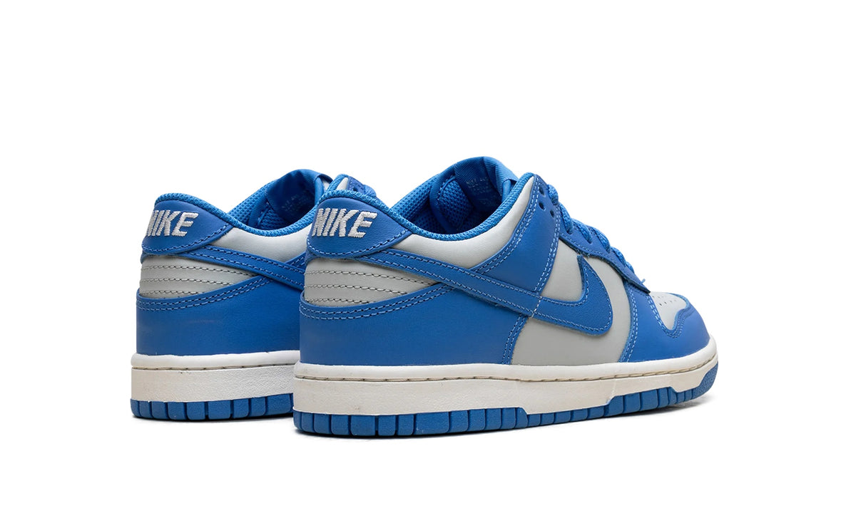 FB9109-004 Stadium Goods studio 3