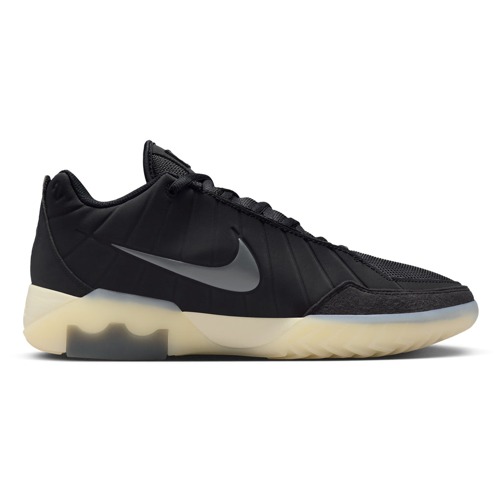 HQ8034-001 Nike.com 3
