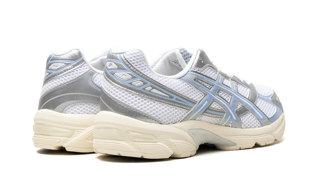 1203A609-107 Stadium Goods studio 3