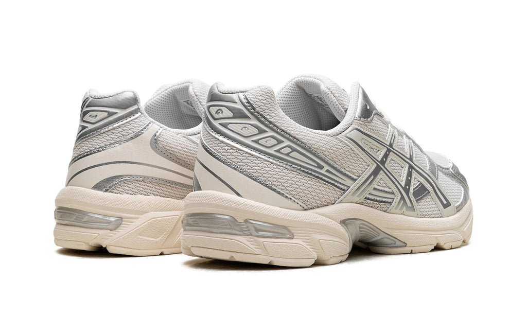 1203A997-100 Stadium Goods studio 3