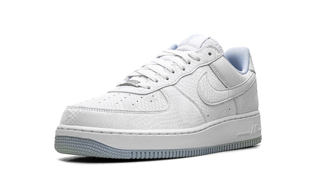 IB0018-103 Stadium Goods studio 4