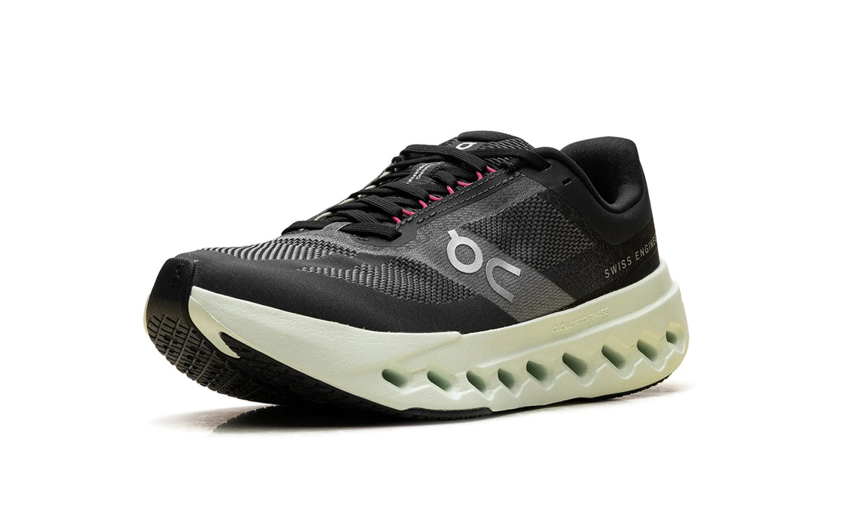 3WE30052535 Stadium Goods studio 4
