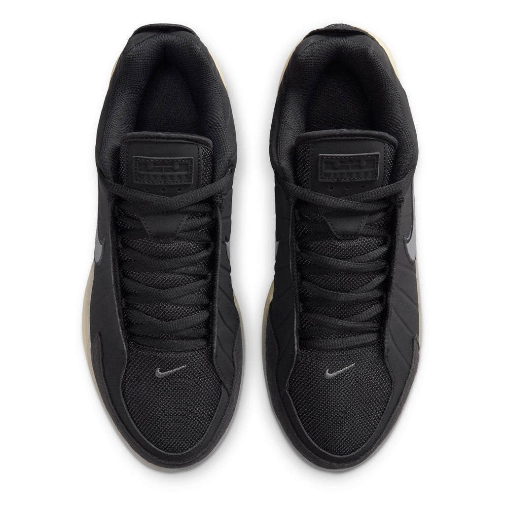 HQ8034-001 Nike.com 4