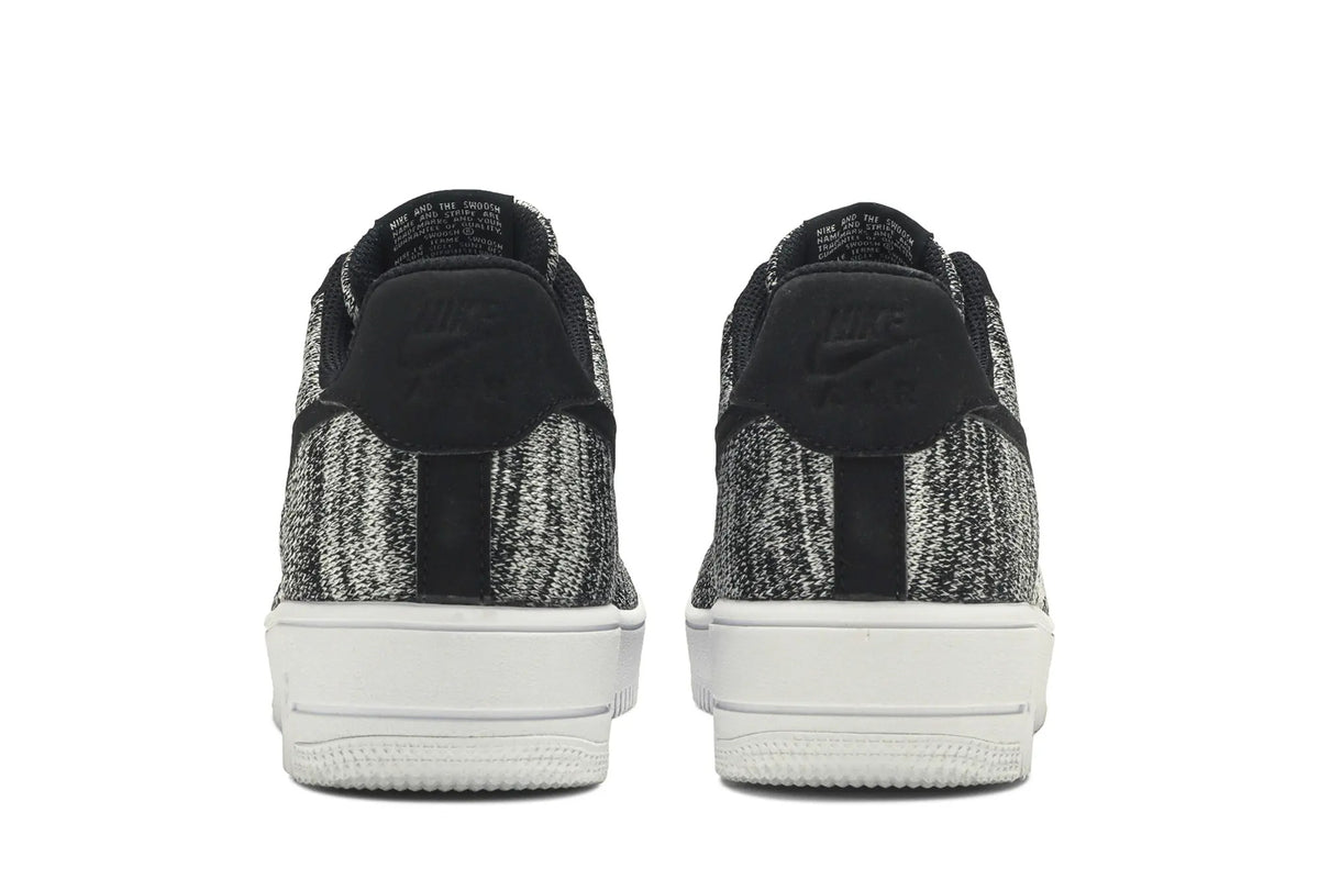 AV3042-001 GOAT studio 4