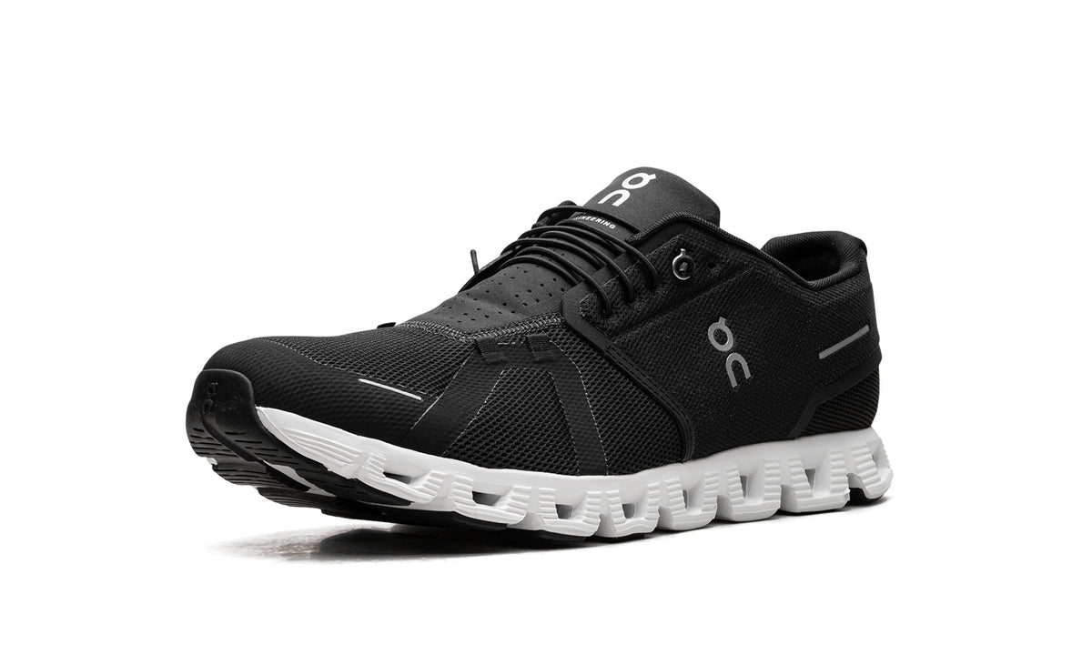 59.98919 Stadium Goods studio 4