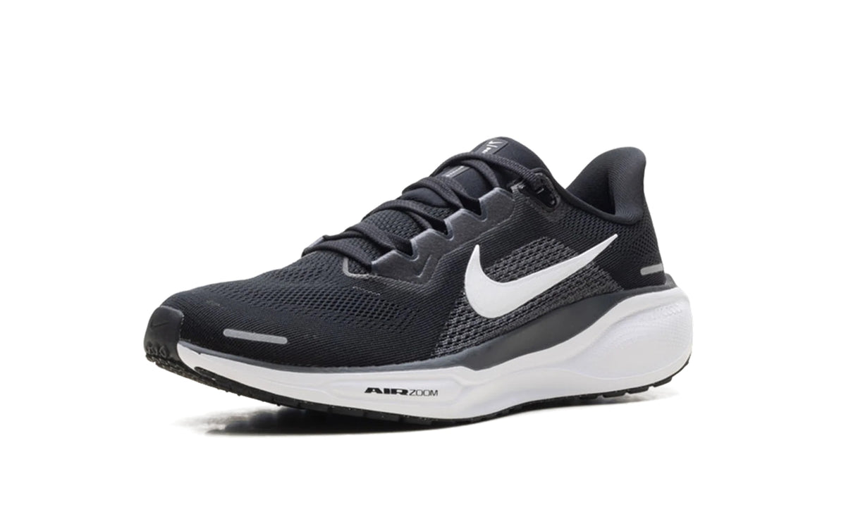FD2723-002 Stadium Goods studio 4