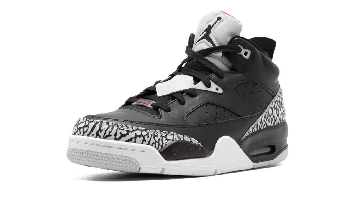 580603-002 Stadium Goods studio 4
