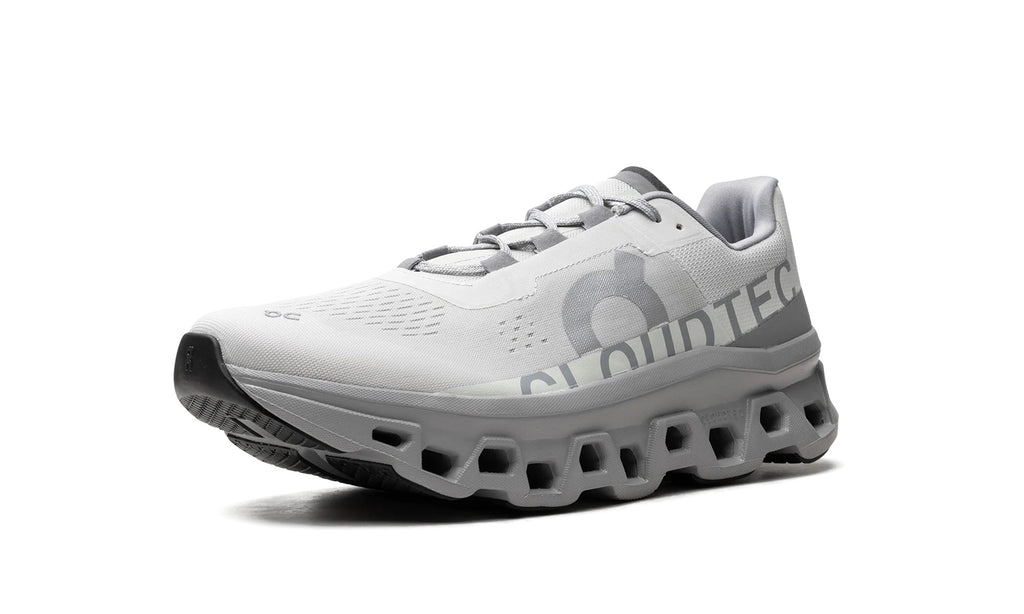 61.97788 Stadium Goods studio 4