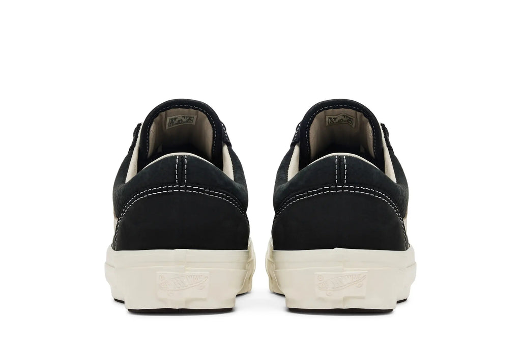 VN000D57BLK GOAT studio 4