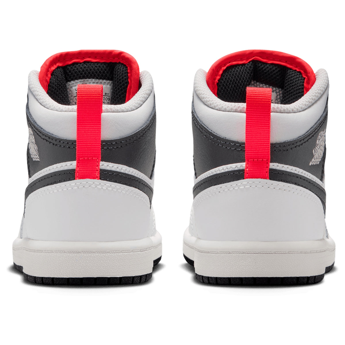 DQ8424-109 Foot Locker 2