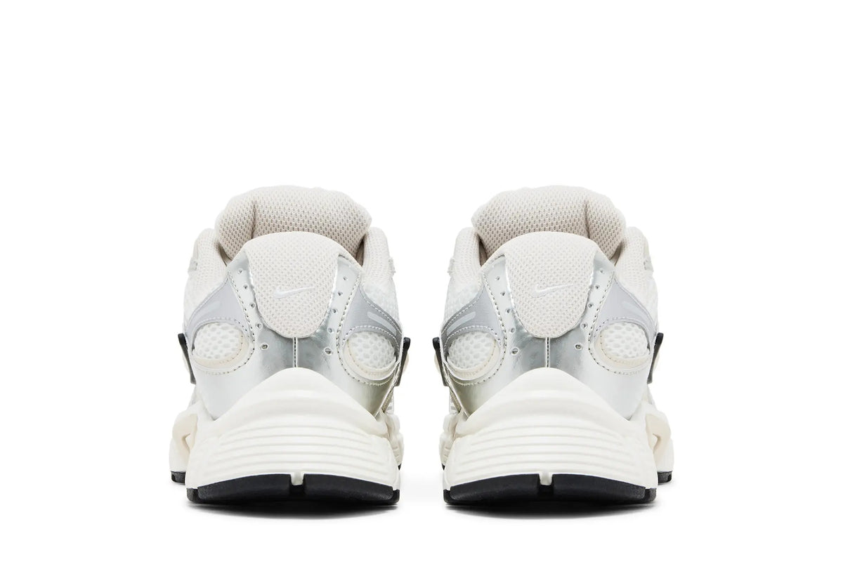 HQ7901-104 GOAT studio 4