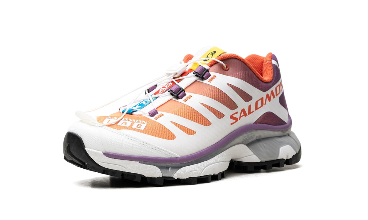 L49270700 Stadium Goods studio 4