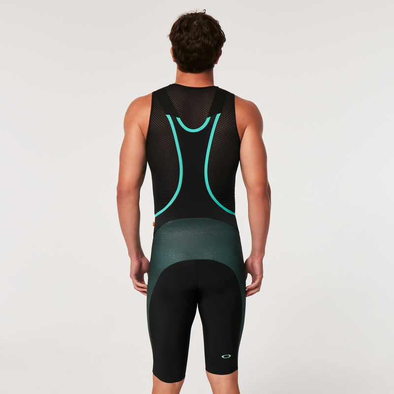 FOA404392-9UD BLACK/HUNTER GREEN 4