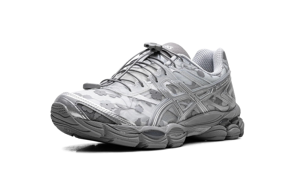 1203A762-020 Stadium Goods studio 4