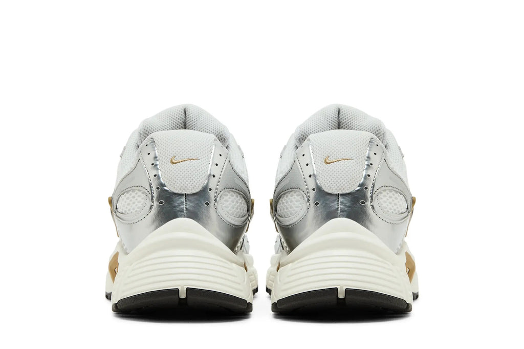 HJ5228-102 GOAT studio 4