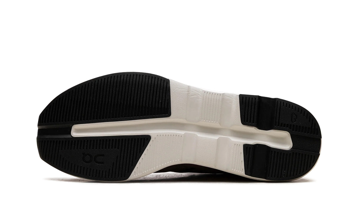 3WF10073296 Stadium Goods studio 5