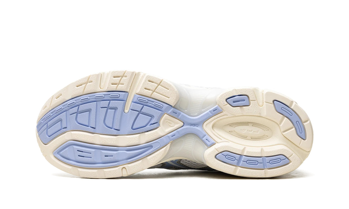 1203A609-107 Stadium Goods studio 5