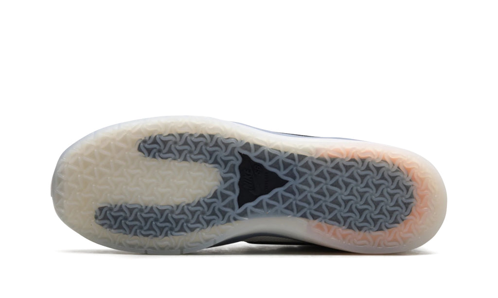 FV8493-004 Stadium Goods studio 5