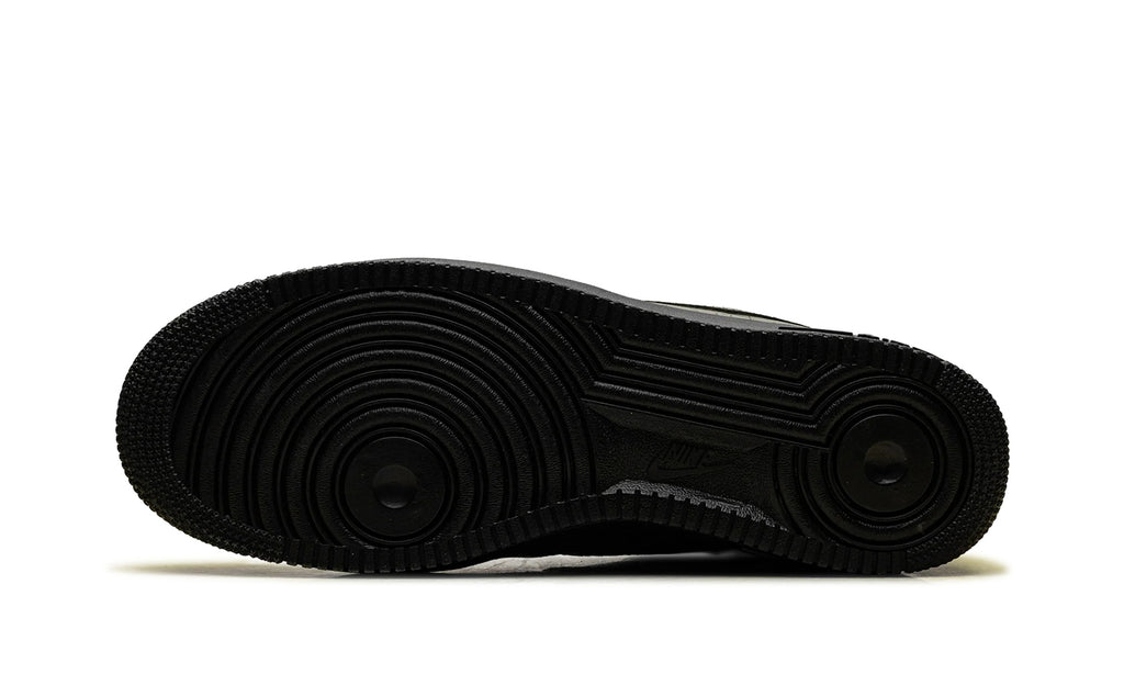 IQ3370-325 Stadium Goods studio 5