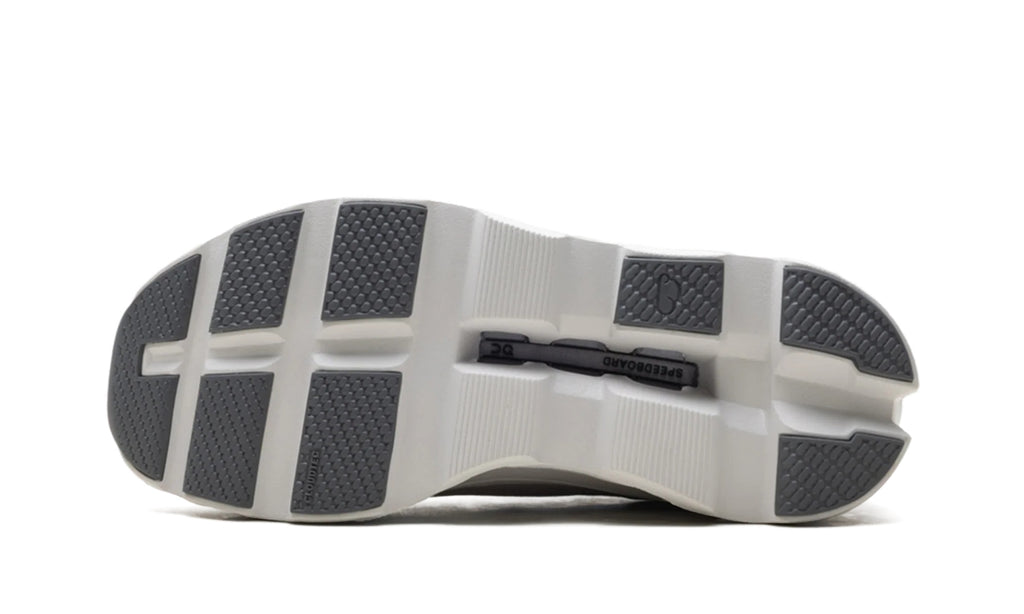 3WF10493045 Stadium Goods studio 5