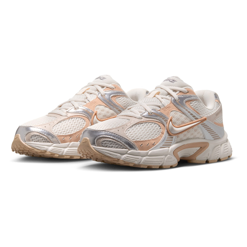 HQ7901-012 Nike.com 5